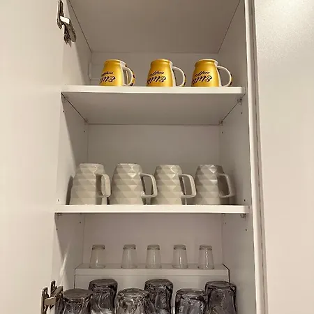 Apartment Dim *