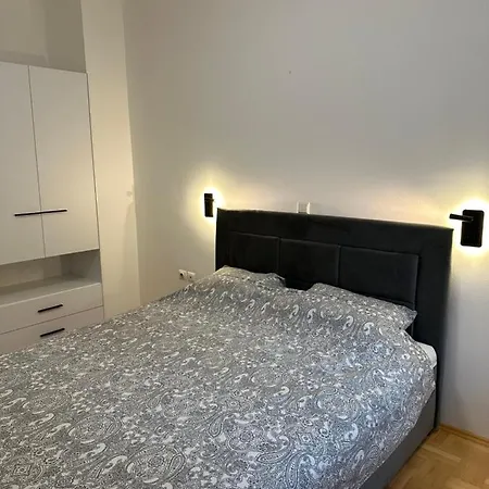 Apartment Dim